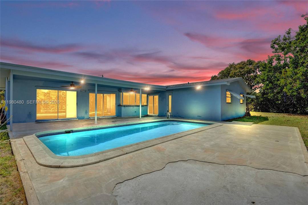 Great opportunity in a prime Sunrise location.