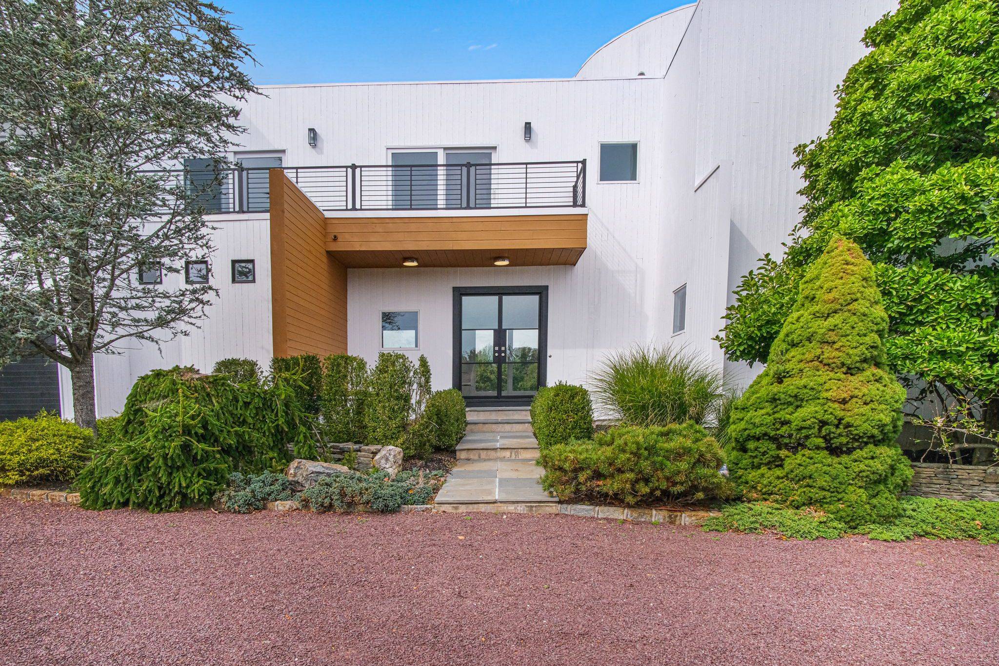 Neighborhood Guides Westhampton Nest Seekers