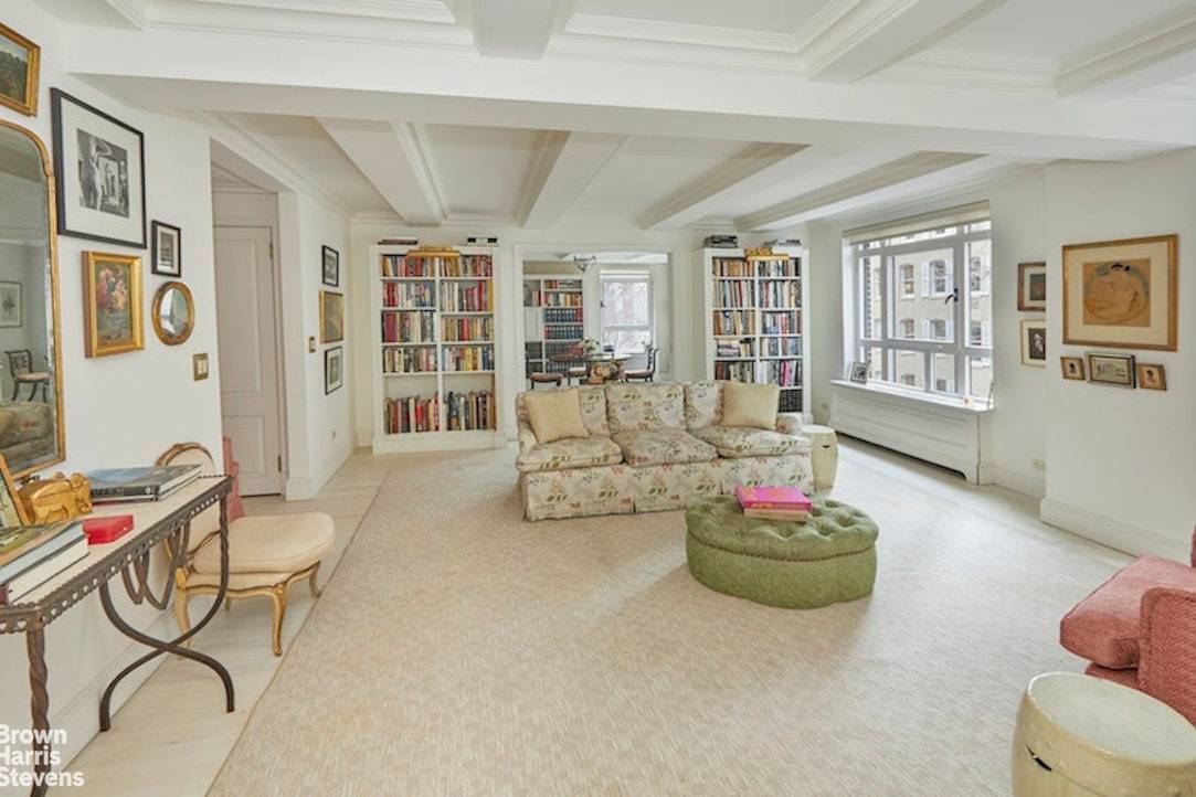2 Beekman Place was designed by Rosario Candela and is nestled in the Beekman Place enclave.