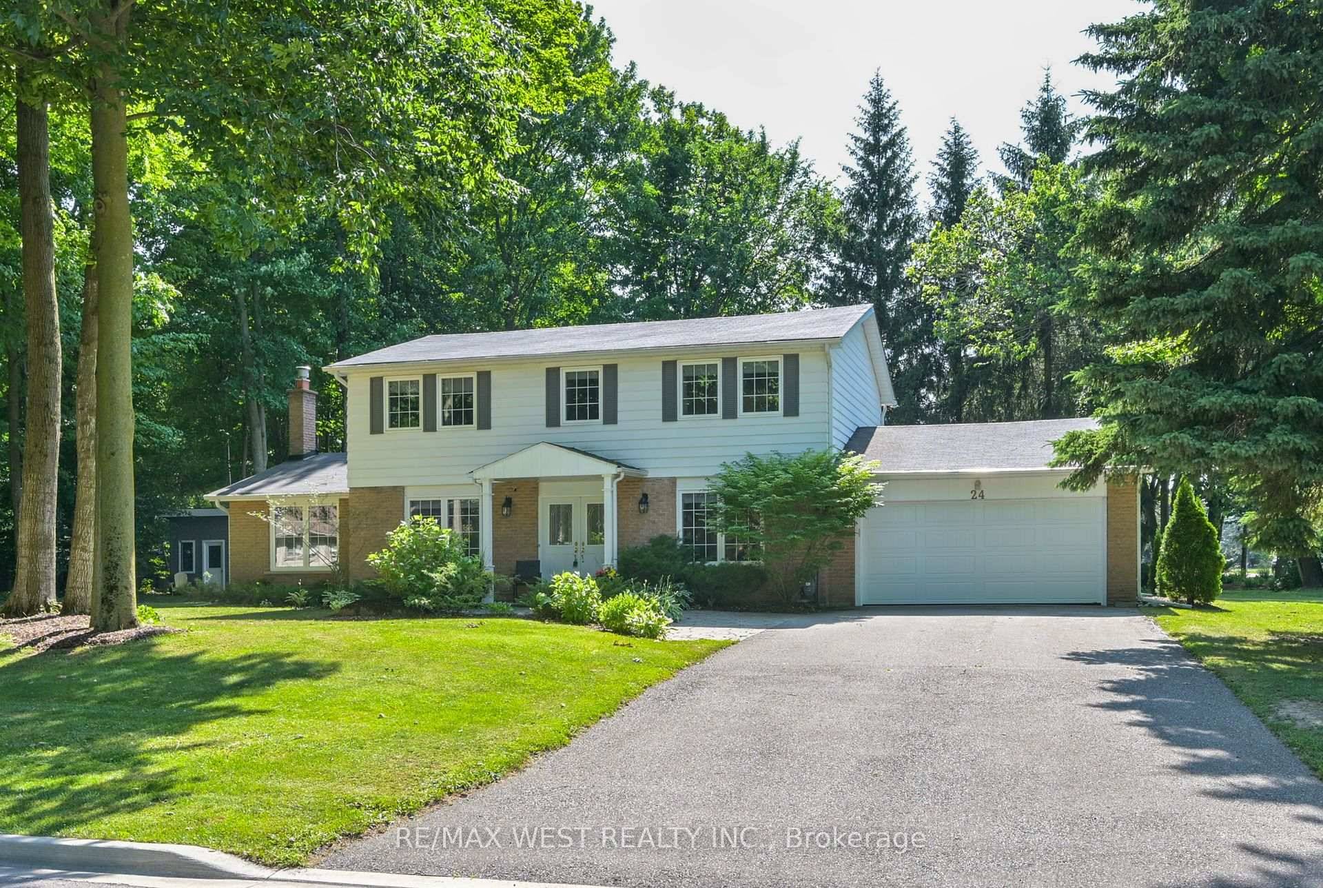 Incredible over 1 2 acre property surrounded by multi million dollar custom homes.