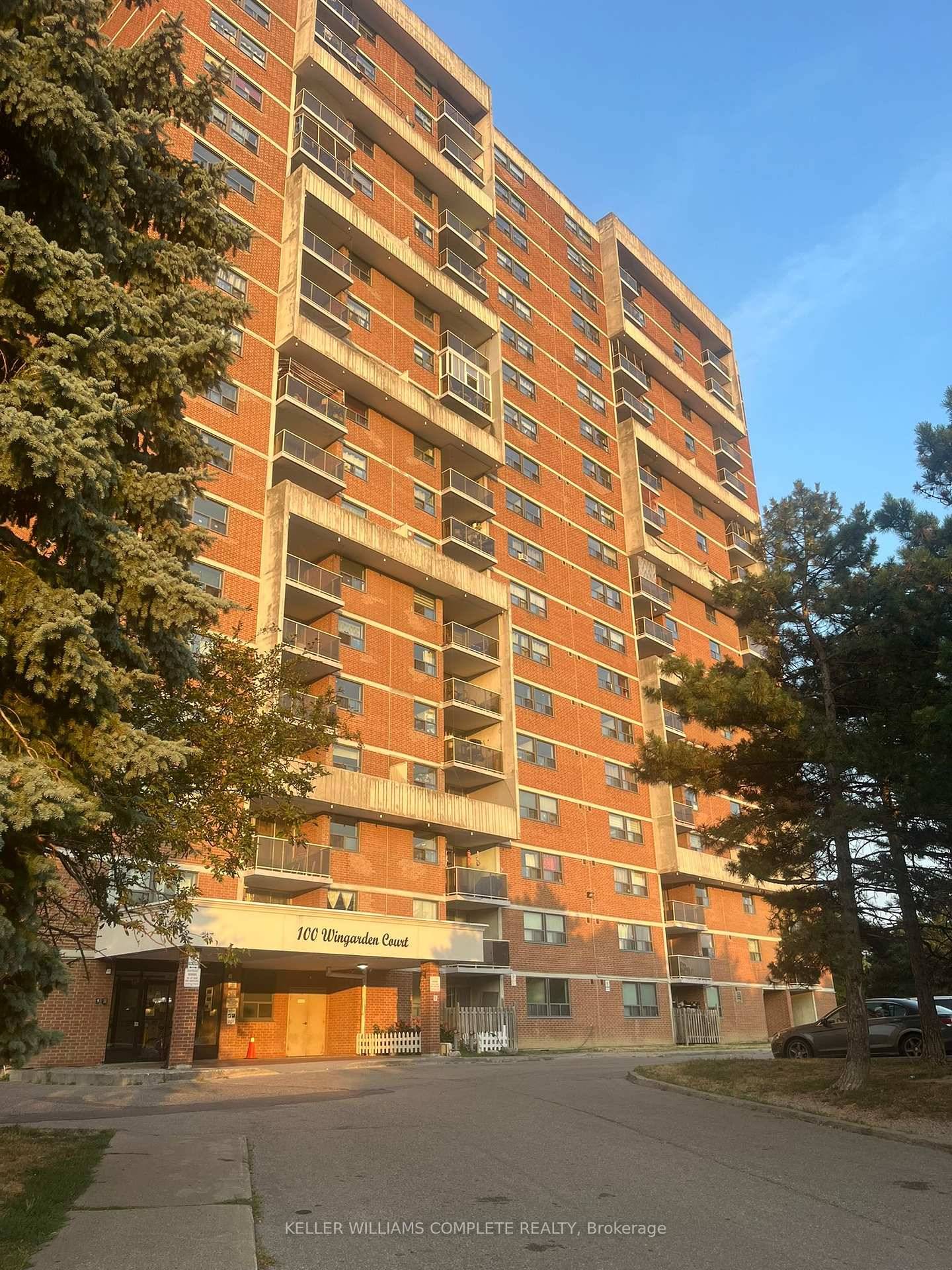 Stylish amp ; Spacious High Rise Condo in the Heart of Scarborough.
