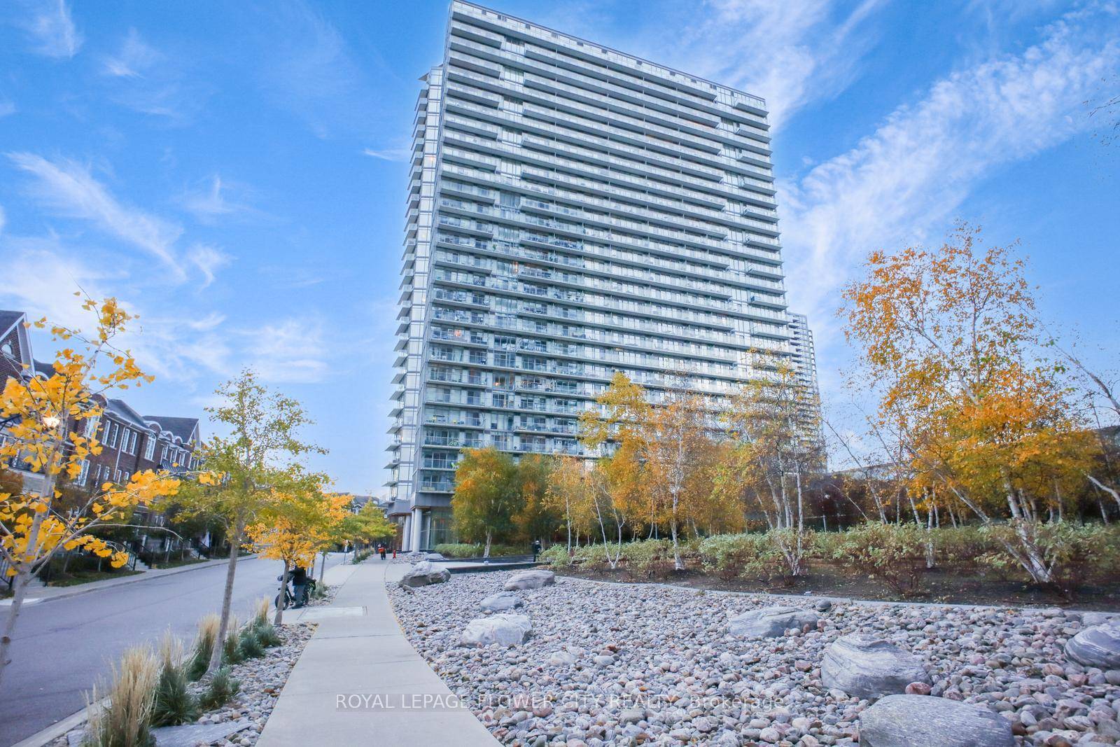 Welcome to NXT Condos, where luxury meets breathtaking views of Lake Ontario, CN Tower and High Park.