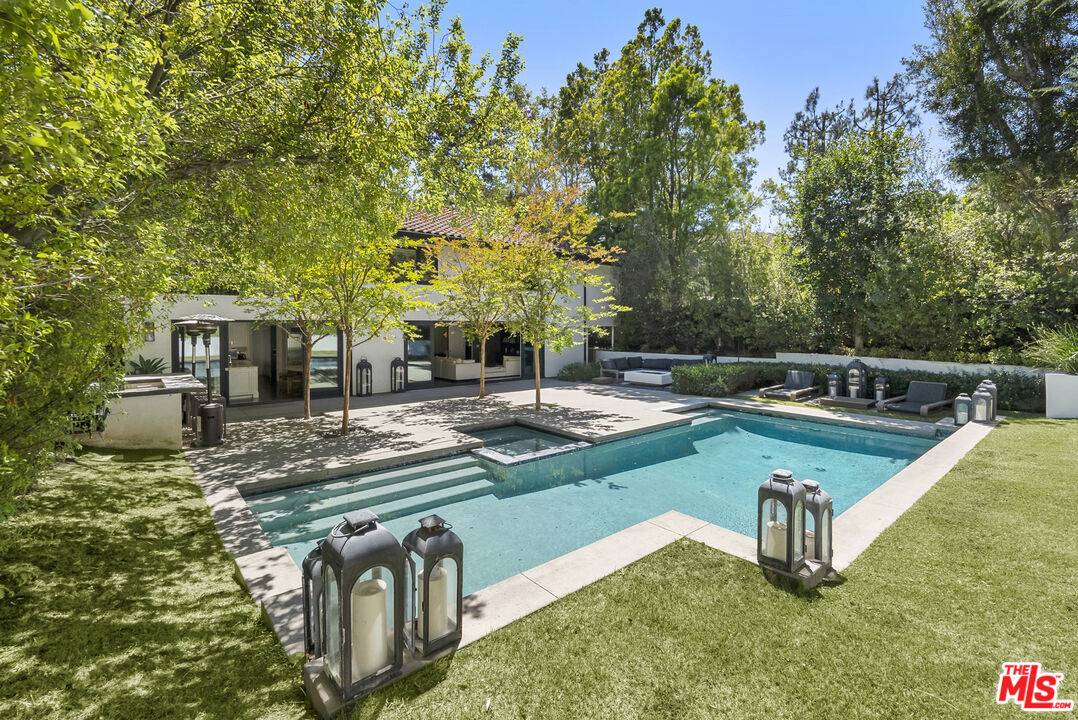 9684 Wendover Dr 5BR Beverly Hills Post Office | B.H.P.O. La