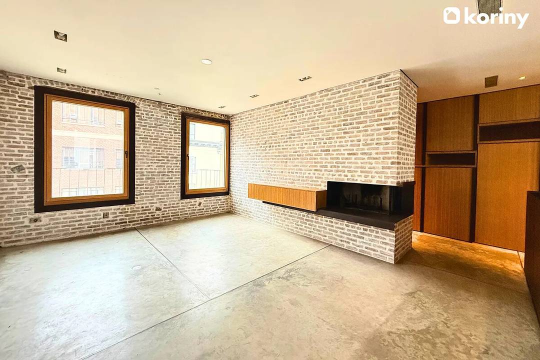 The most architecturally significant townhome to come to the downtown market in over 20 years.