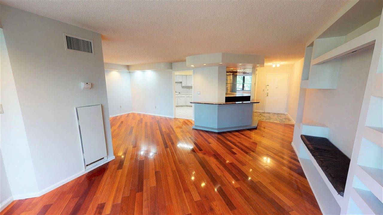 323 HARMON COVE TOWER Condo New Jersey