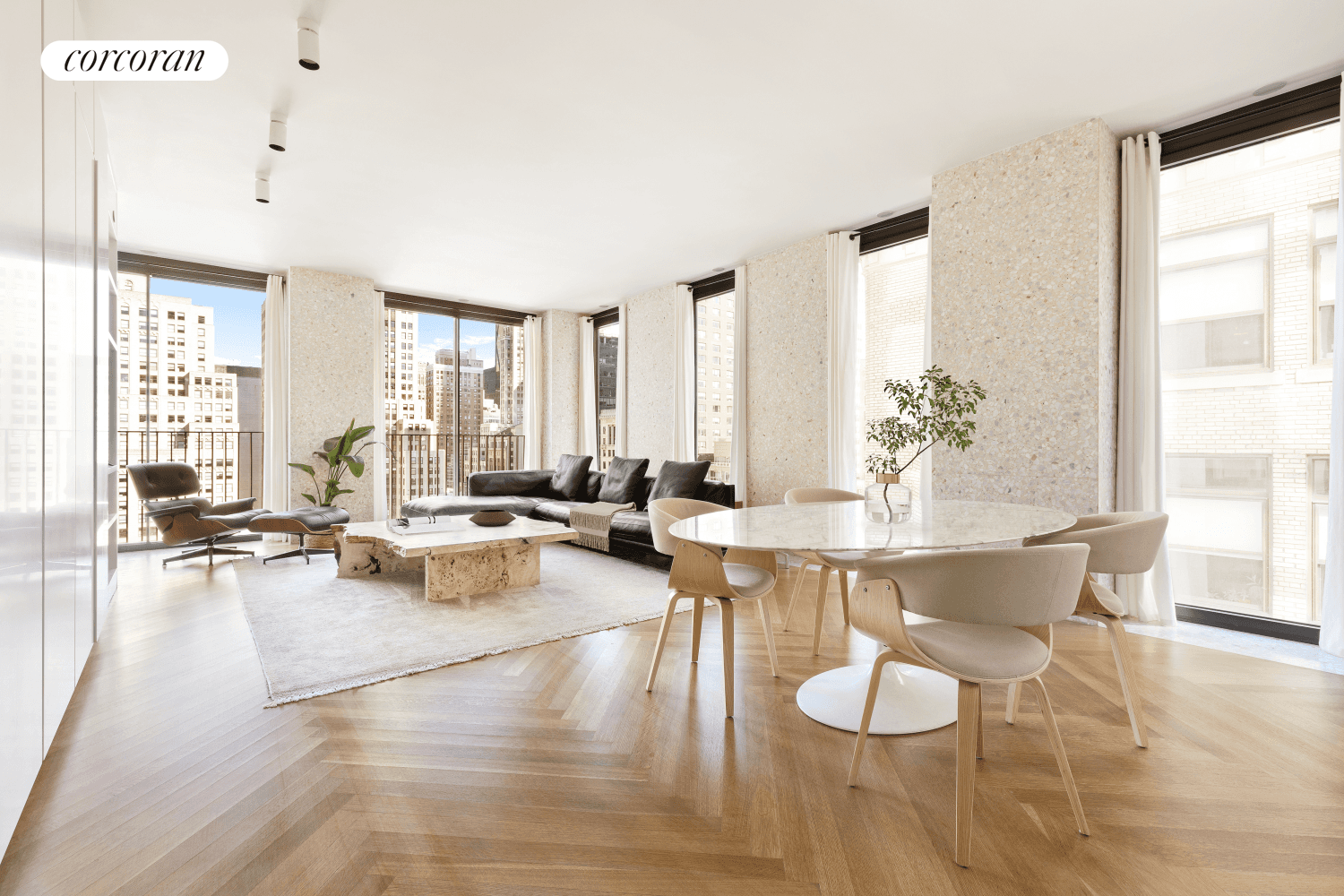 Enjoy breathtaking views of Bryant Park and Fifth Avenue from this stunning corner one bedroom residence, crafted by the Pritzker price wining David Chipperfield Architects.
