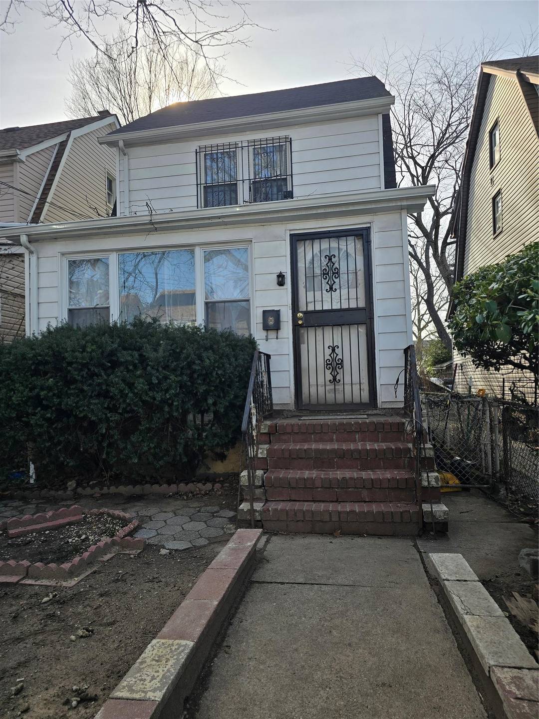 House Needs Work But Has Great Potential, DEEP LOT 23x148 With R3A Zoning, House Can Extended, CASH ONLY, Driveway On Van Wyck Expy Service Road