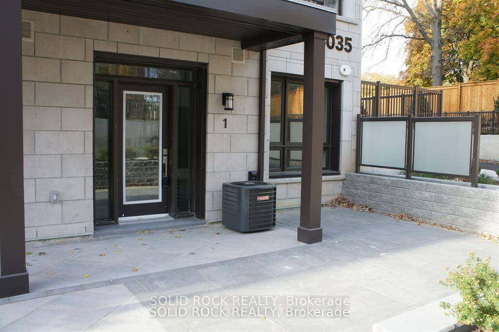 Welcome to Applewood Towns, a modern 3 bedroom, 2 bathroom home ideal for families in search of both comfort and convenience.