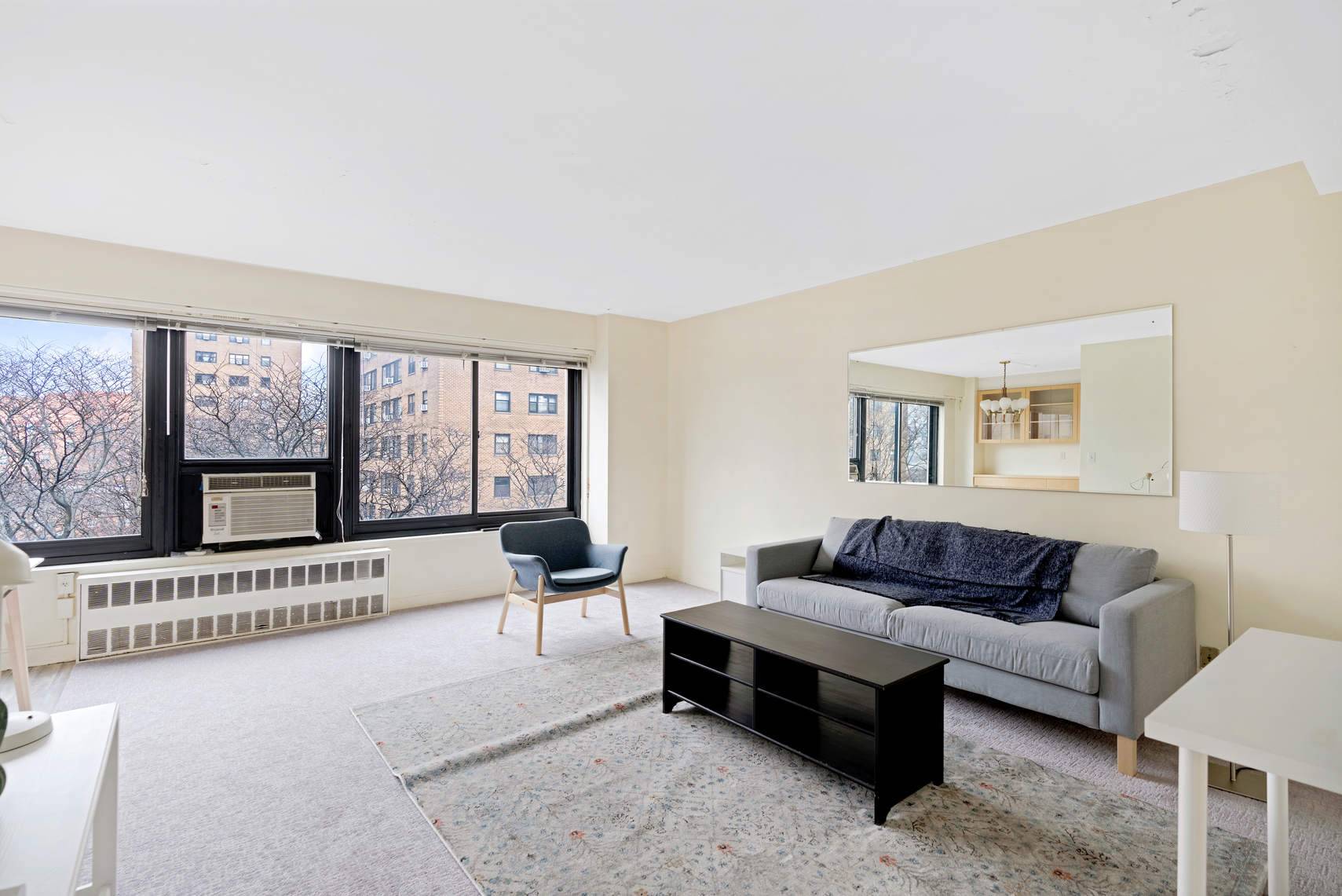 This two bedroom, 1 bathroom is now available in North Queensview.