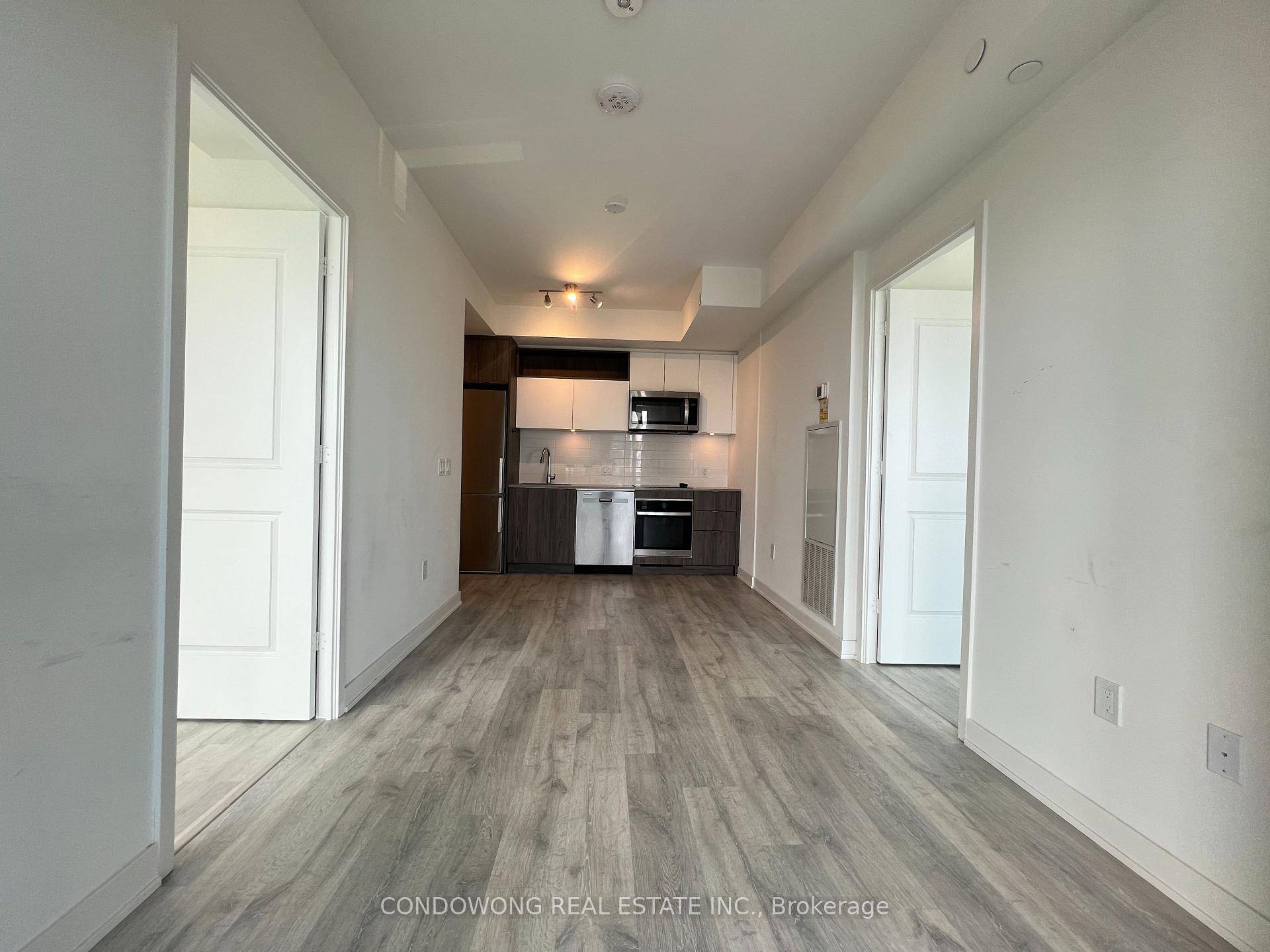 A stunning high rise tower with luxurious finishes and breathtaking views in the heart of Toronto at Dundas and Church.