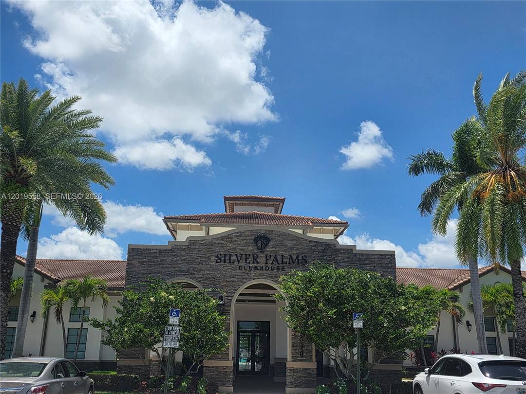 Featuring a spacious and functional layout, this property offers the perfect blend of comfort and convenience.