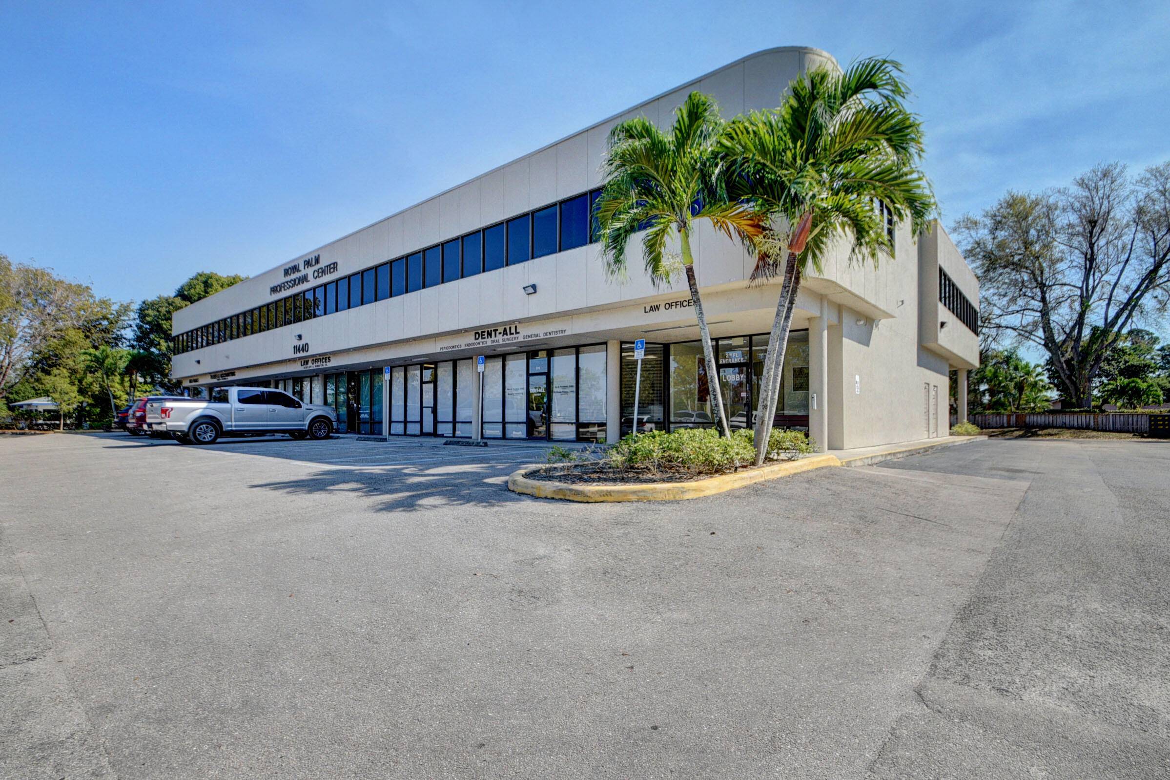 Excellent building located on Okeechobee Blvd.