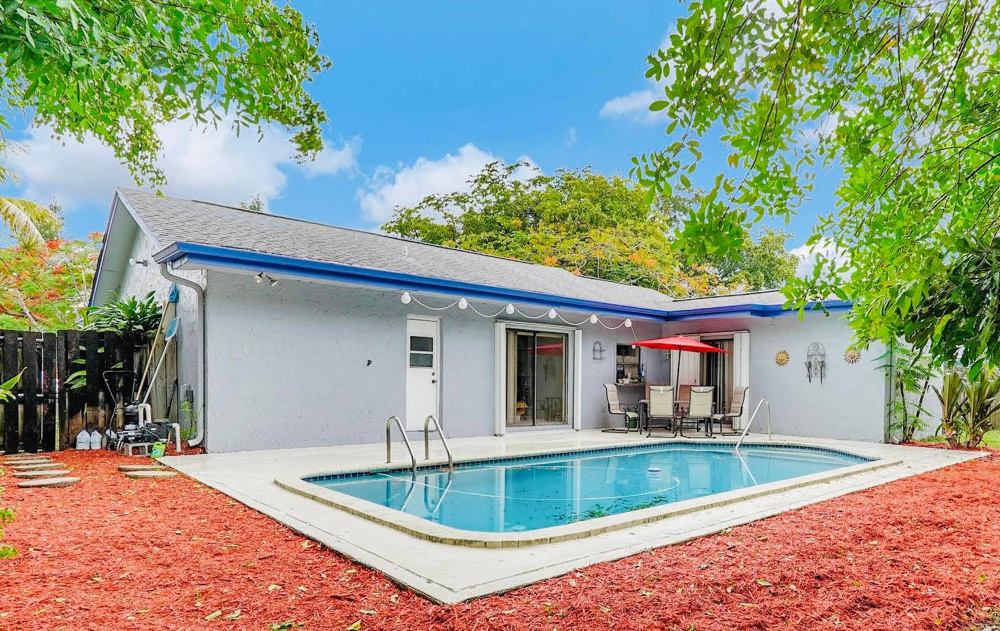 Welcome to this charming 3 bed 2 bath POOL home, ideal for relaxed living and entertaining.