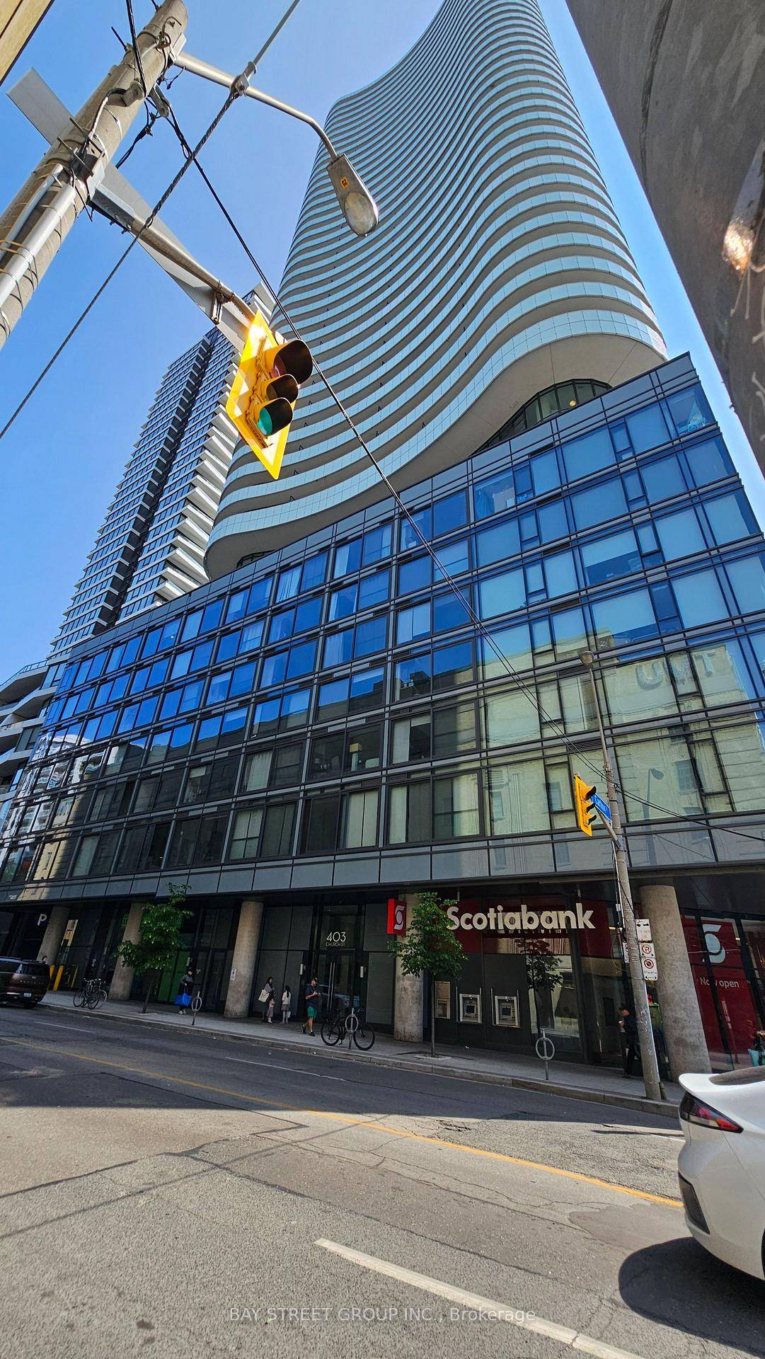 Welcome To Stanley, An Architecturally Outstanding Condominium Developed By The Reputable Tribute Communities, Furnished 1 Den and Ensuite Laundry In Prime Location in downtown Toronto.