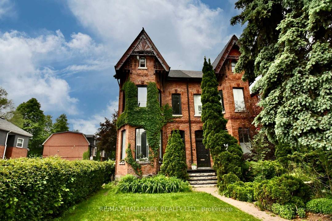Exceptional investment and income generating opportunity in the heart of Corktown.