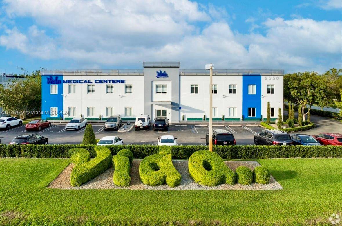 We proudly present the 2023 award winning Vida building, recognized by the City of Doral for enhancing the city's beauty.