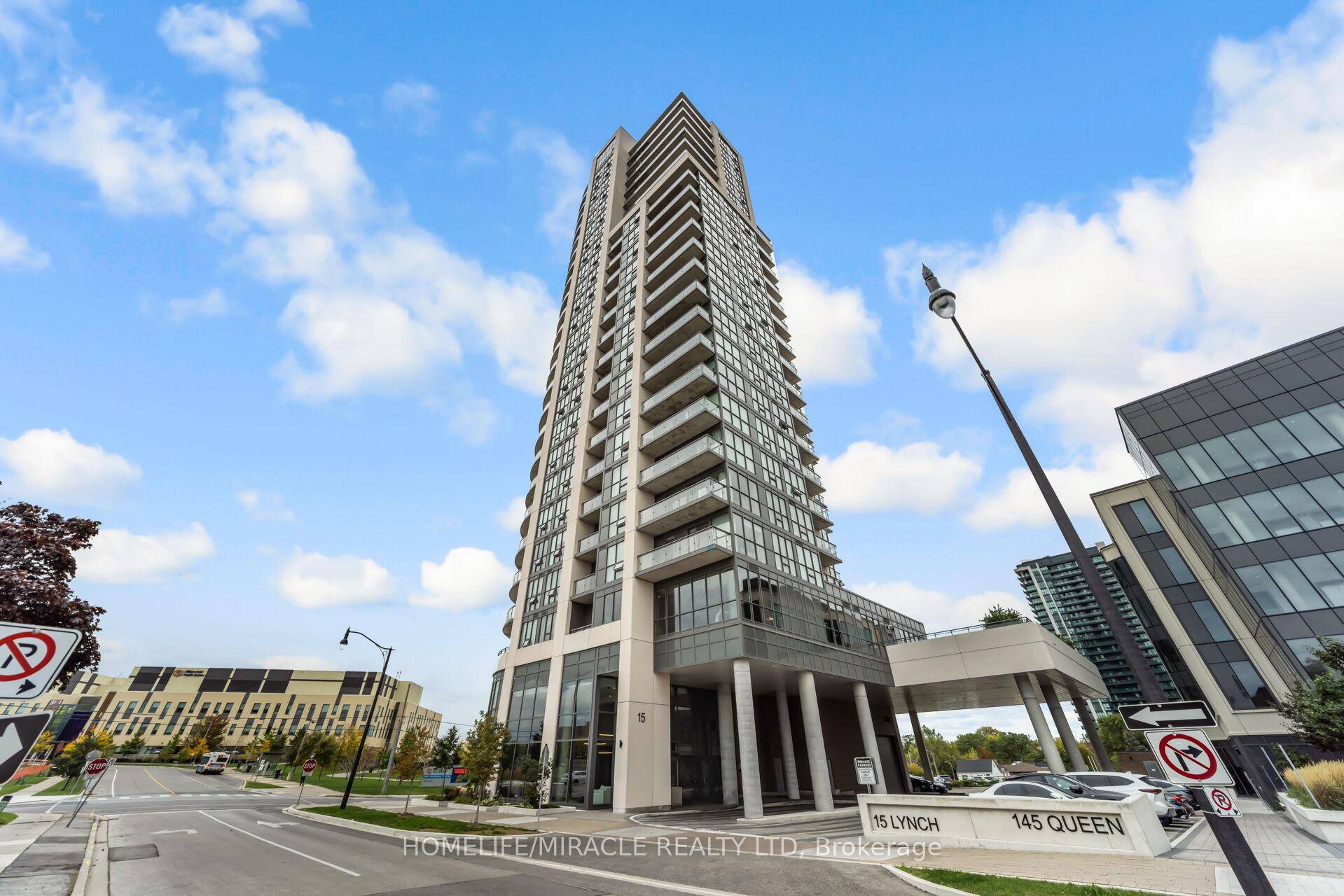 Discover the perfect mix of comfort, style, and convenience at 15 Lynch Street, right in the heart of downtown Brampton.