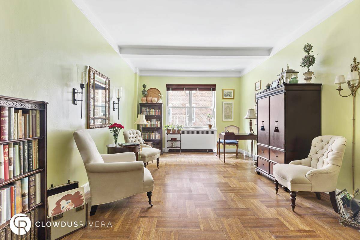 TURNKEY JUNIOR FOUR OVERLOOKING NATURE PRESERVE In Manhattan ?