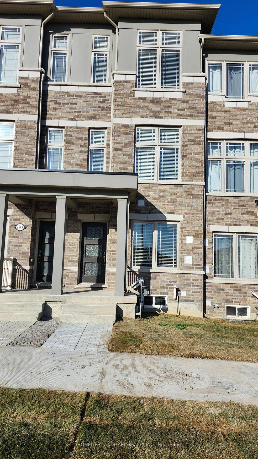 Brand New, Never Lived In Bright amp ; Spacious 3 Bedroom Luxury Freehold Townhome, Practical Layout, Hardwood Floors, And Large Windows That Fill The Home With Natural Light.
