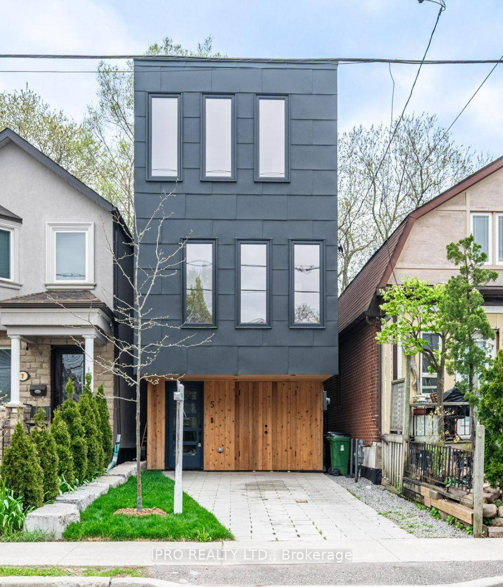 Stylish Modern Box Home with Practical Design and Premium Finishes !