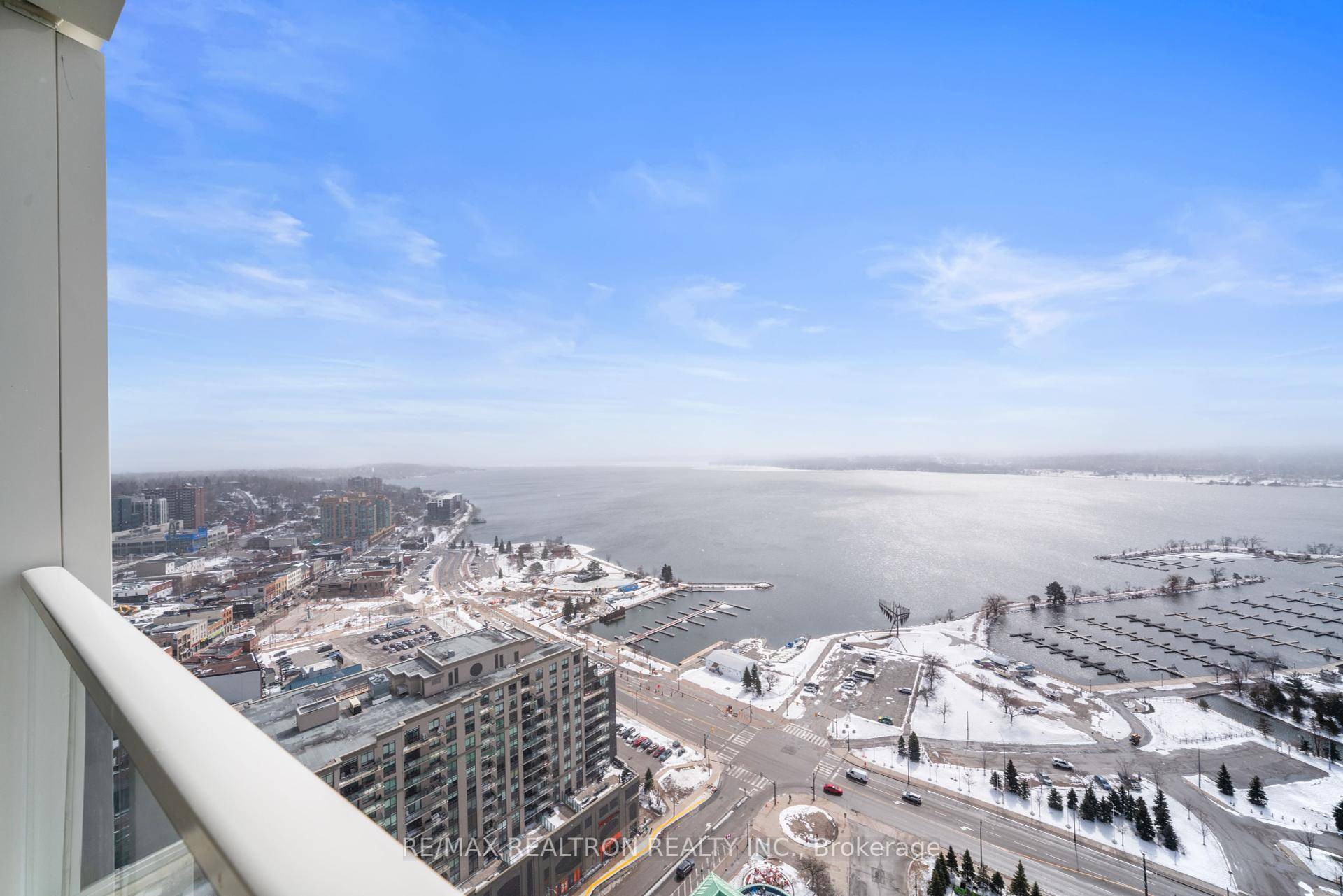 Unobstructed lake views from unit 2708 !
