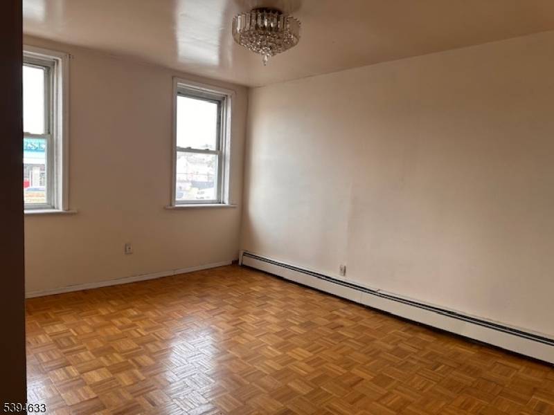 INVESTORS... or FIRST TIME BUYERS.