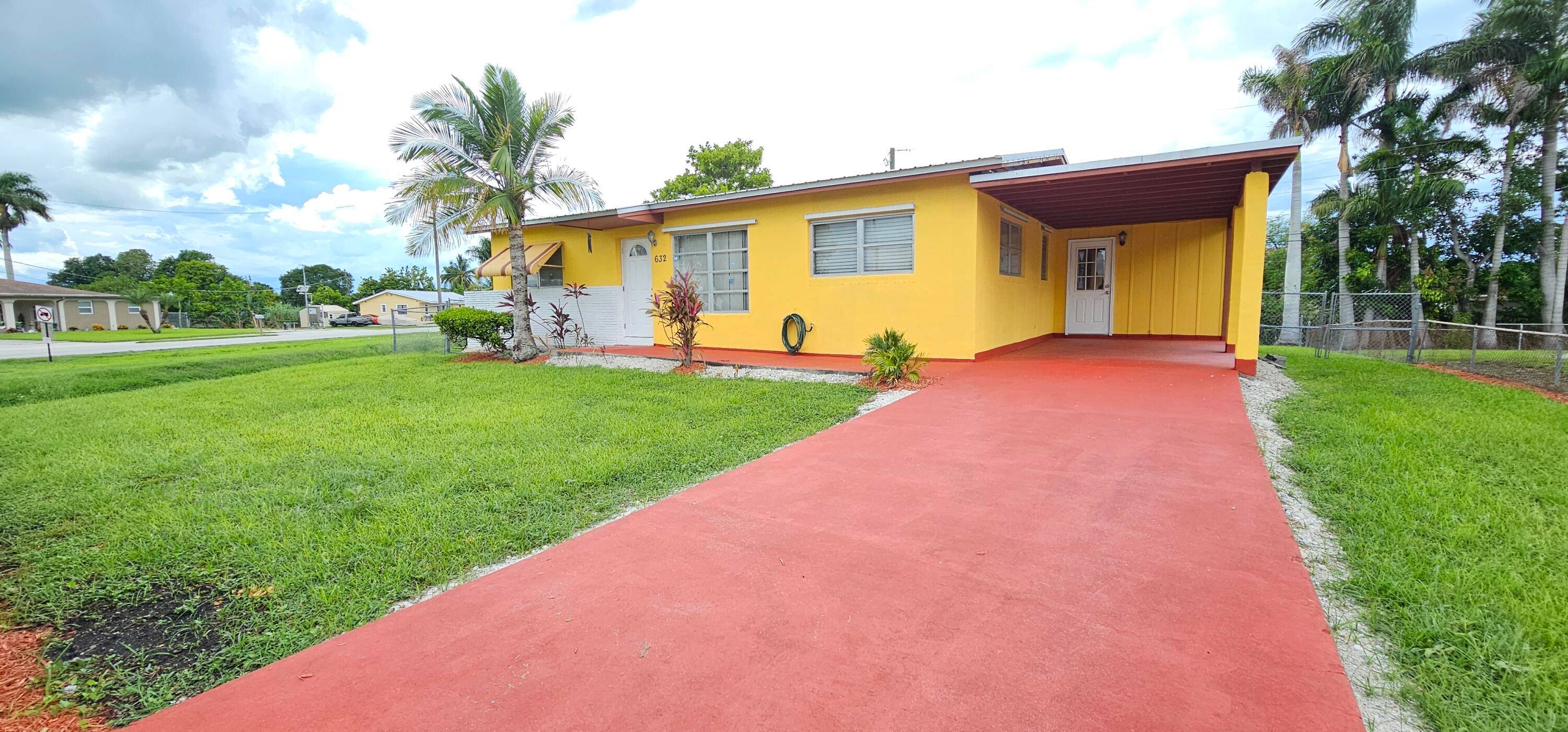 10024 ; Beautiful 3 Bedroom, 2 Bathroom Home with Large Backyard 10024 ; Welcome to this spacious and versatile home, perfectly tucked away in a desirable location that offers both ...