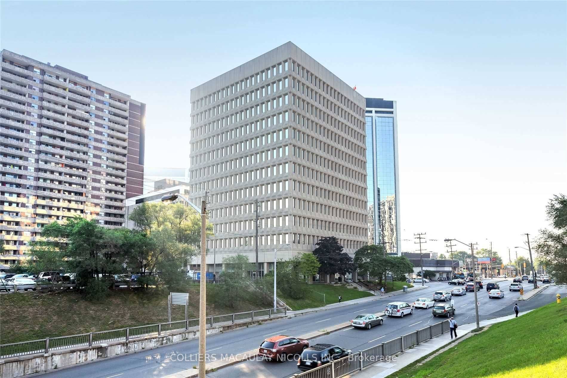 Full Floor Opportunity At 1243 Islington Ave.