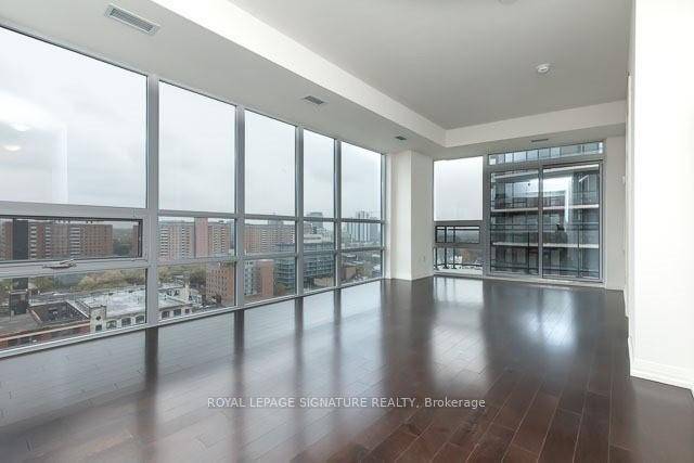 Sprawl Out in this Sun Drenched 1 Bedroom Corner Suite at Axiom By Greenpark !