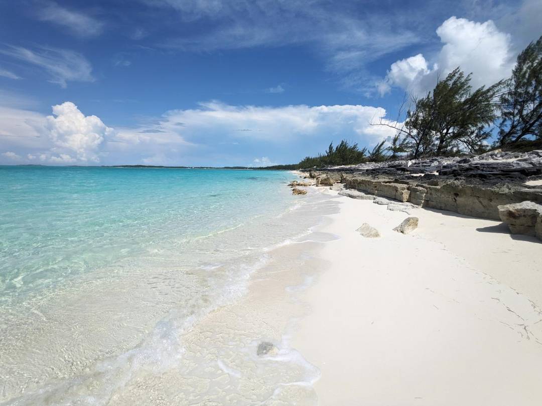 QUEEN'S HIGHWAY Land Exuma-And-Exuma-Cays