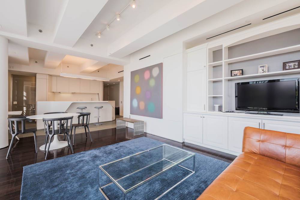 This exquisite, well proportioned corner two bedroom plus office, two and a half bathroom apartment with South Western Exposure overlooks Hudson River and Charles Lane, one of the oldest cobblestone ...