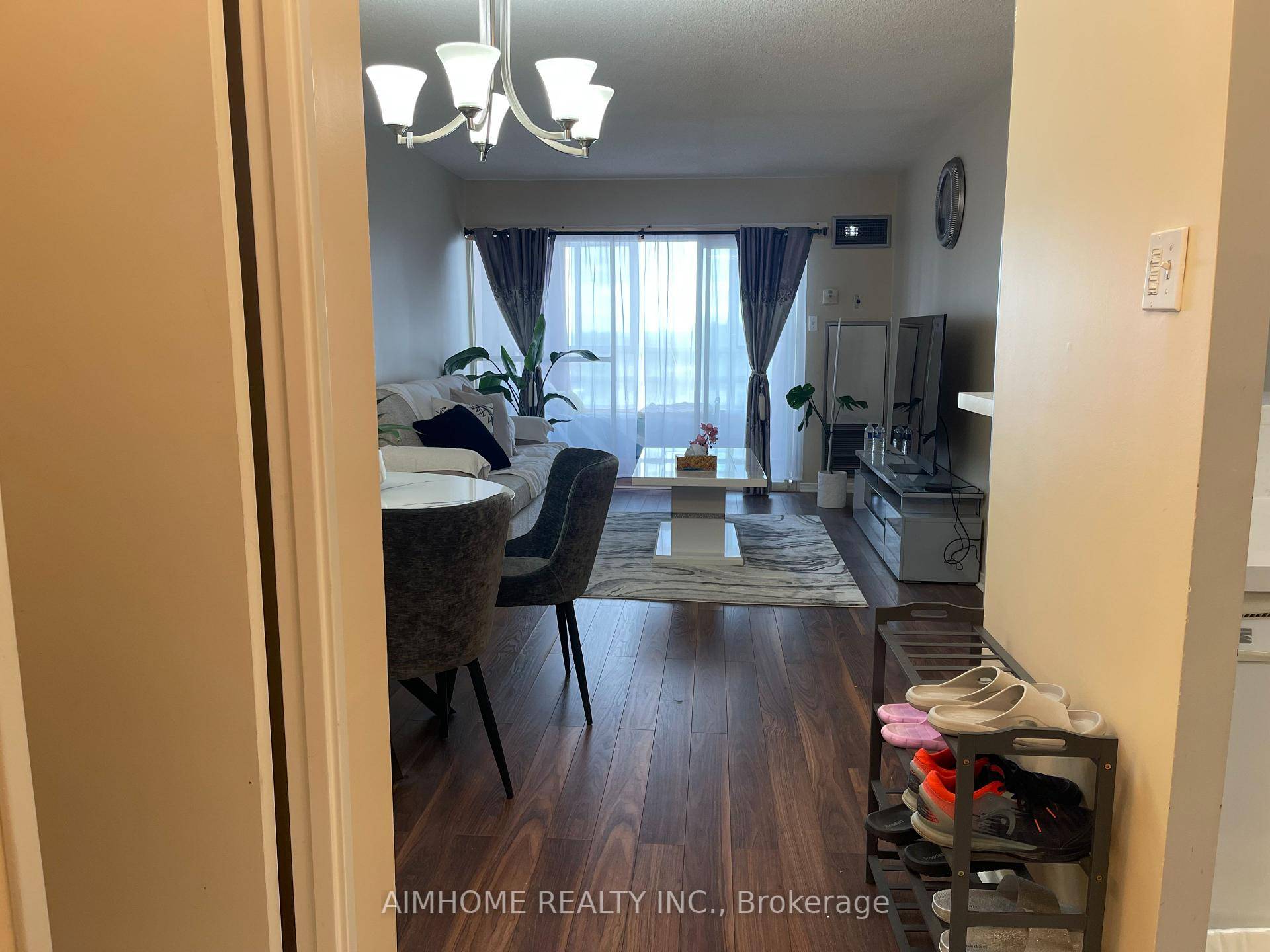 Center Mississauga Kings Gardens Condos One bedroom plus Den with private door, Dan could be used as second bedroom, warm, bright west facing unit.