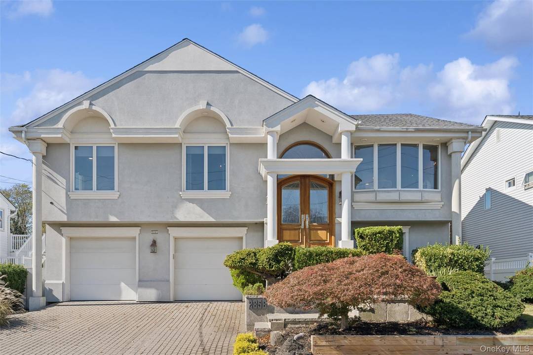 Wow Wow Wow Extended, Updated, Sprawling Wideliner.