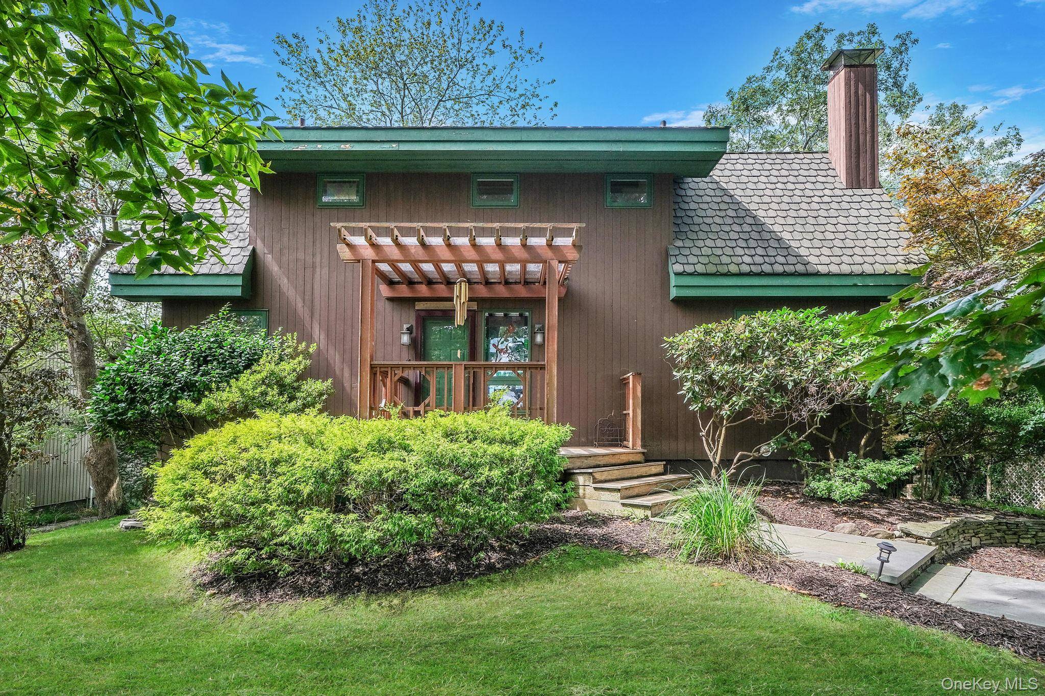 THIS HOME QUALIFIES FOR SPECIAL FIRST TIME HOMEBUYER FINANCING !