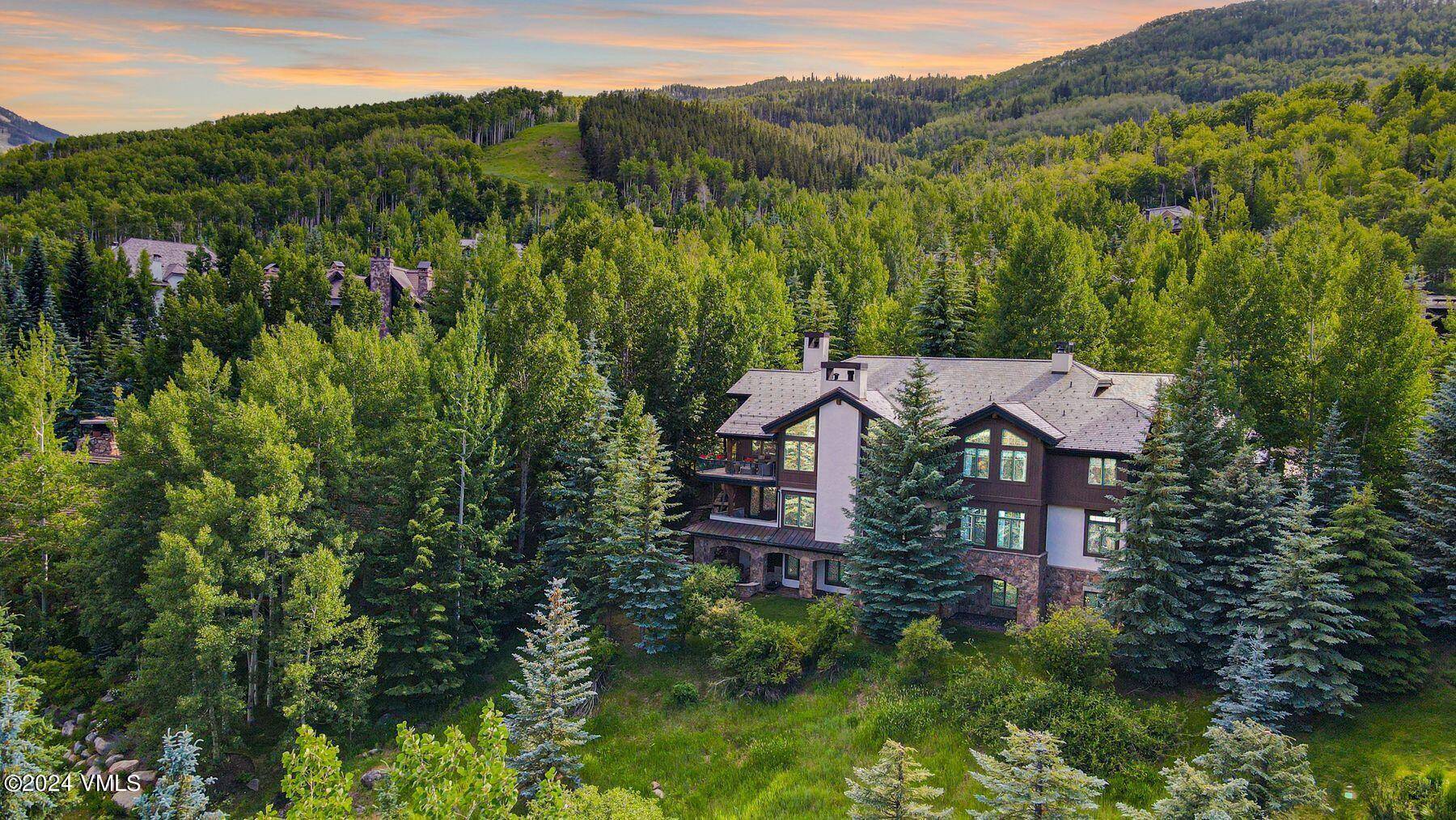 Nestled within the exclusive gates of Beaver Creek Resort in the heart of the Colorado Rockies, this awe inspiring seven bedroom, timber frame residence is majestically perched along the prestigious ...