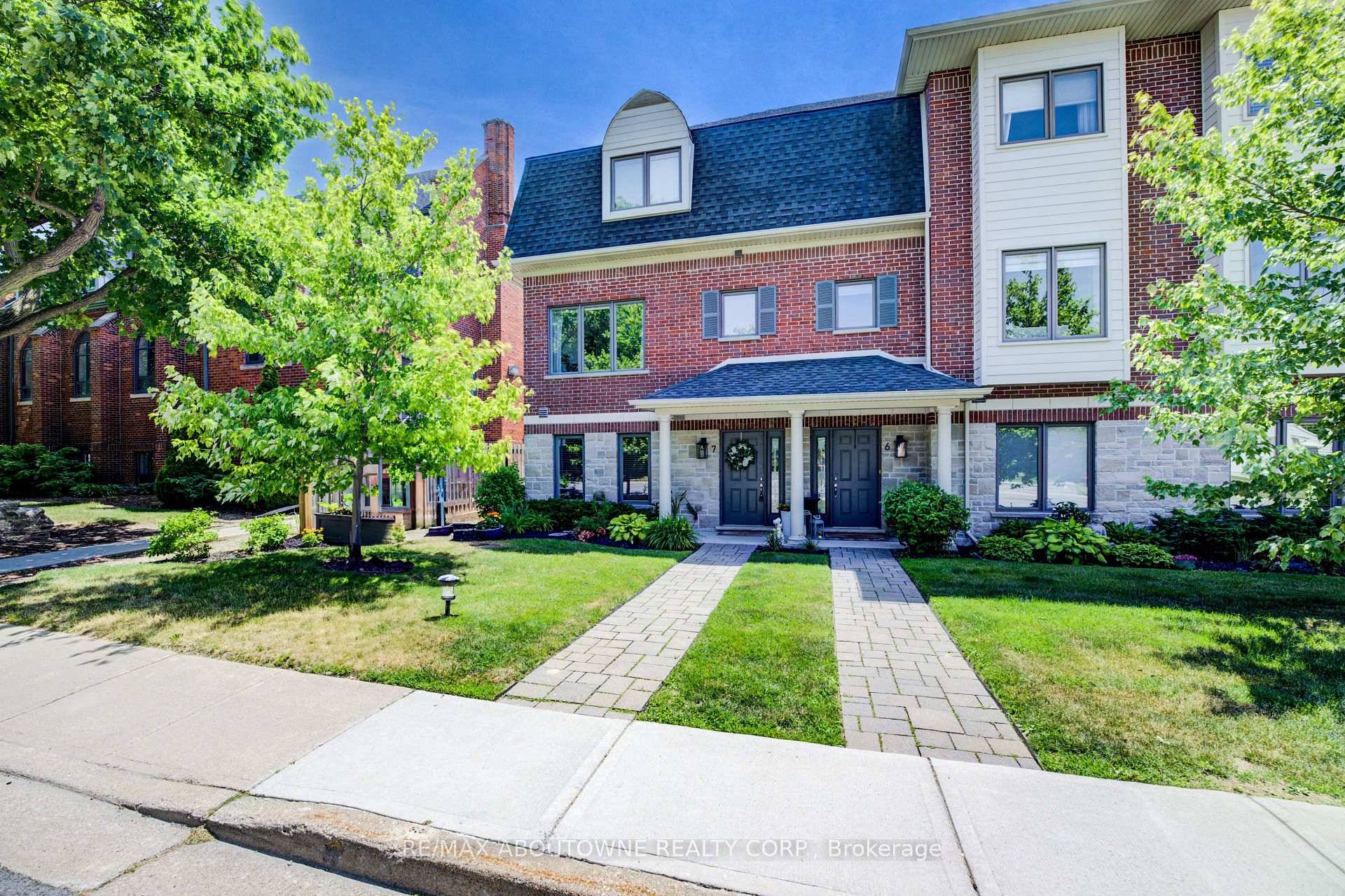 This is it ! Nestled on a quiet street in the heart of Waterdown just walking distance to shops, restaurants amp ; all the amenities of downtown Waterdown.
