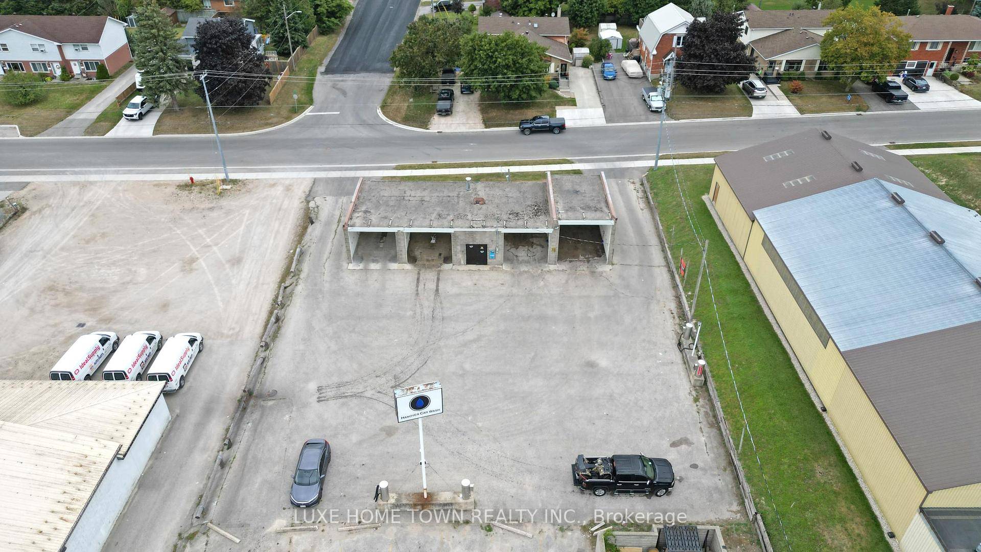 Fabulous Investment Business available for sale WITH PROPERTY !