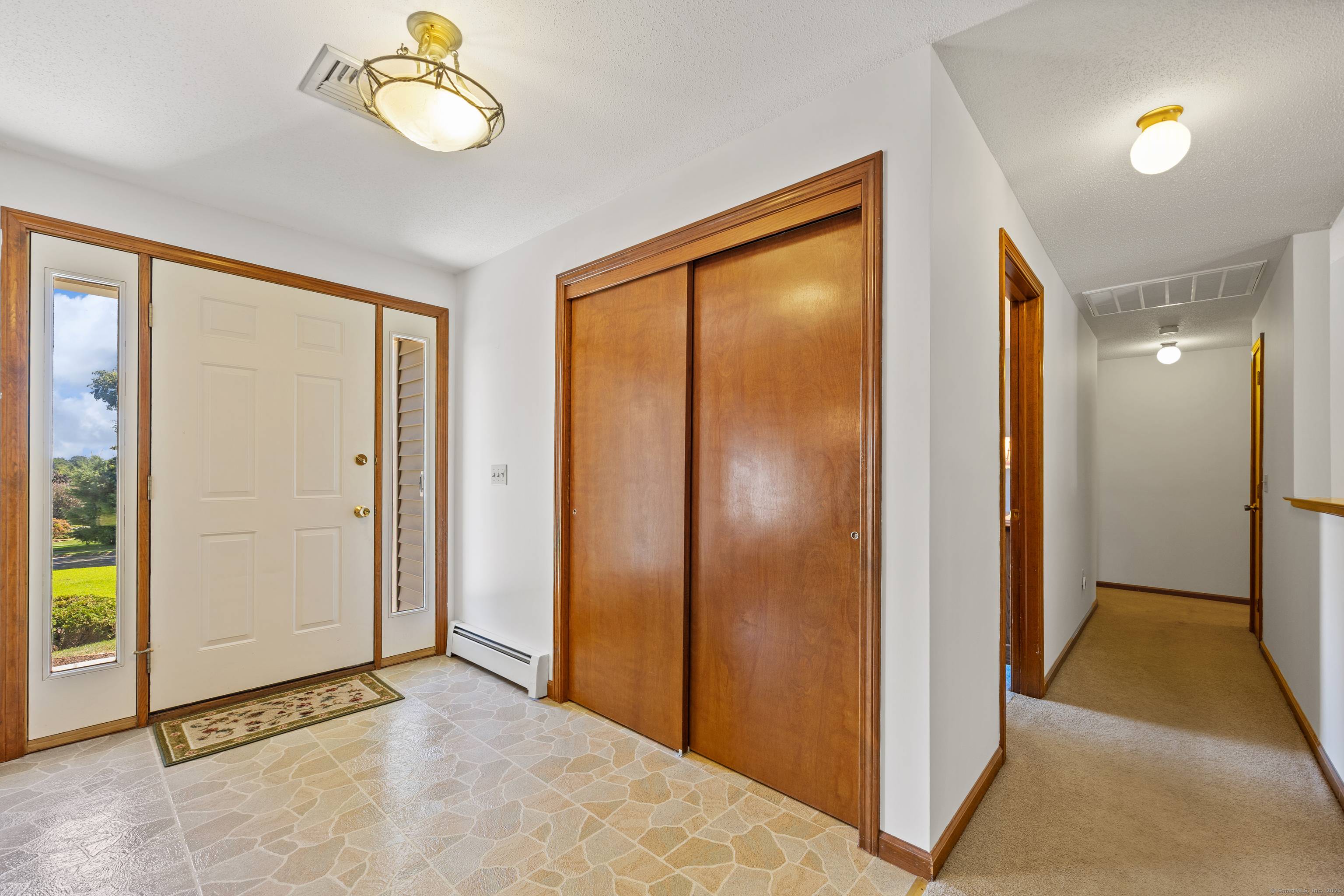 Rare opportunity to own a one of a kind Lacava custom built 2, 577 SF sprawling RANCH home in a highly desirable neighborhood w a prime location on a Cul ...