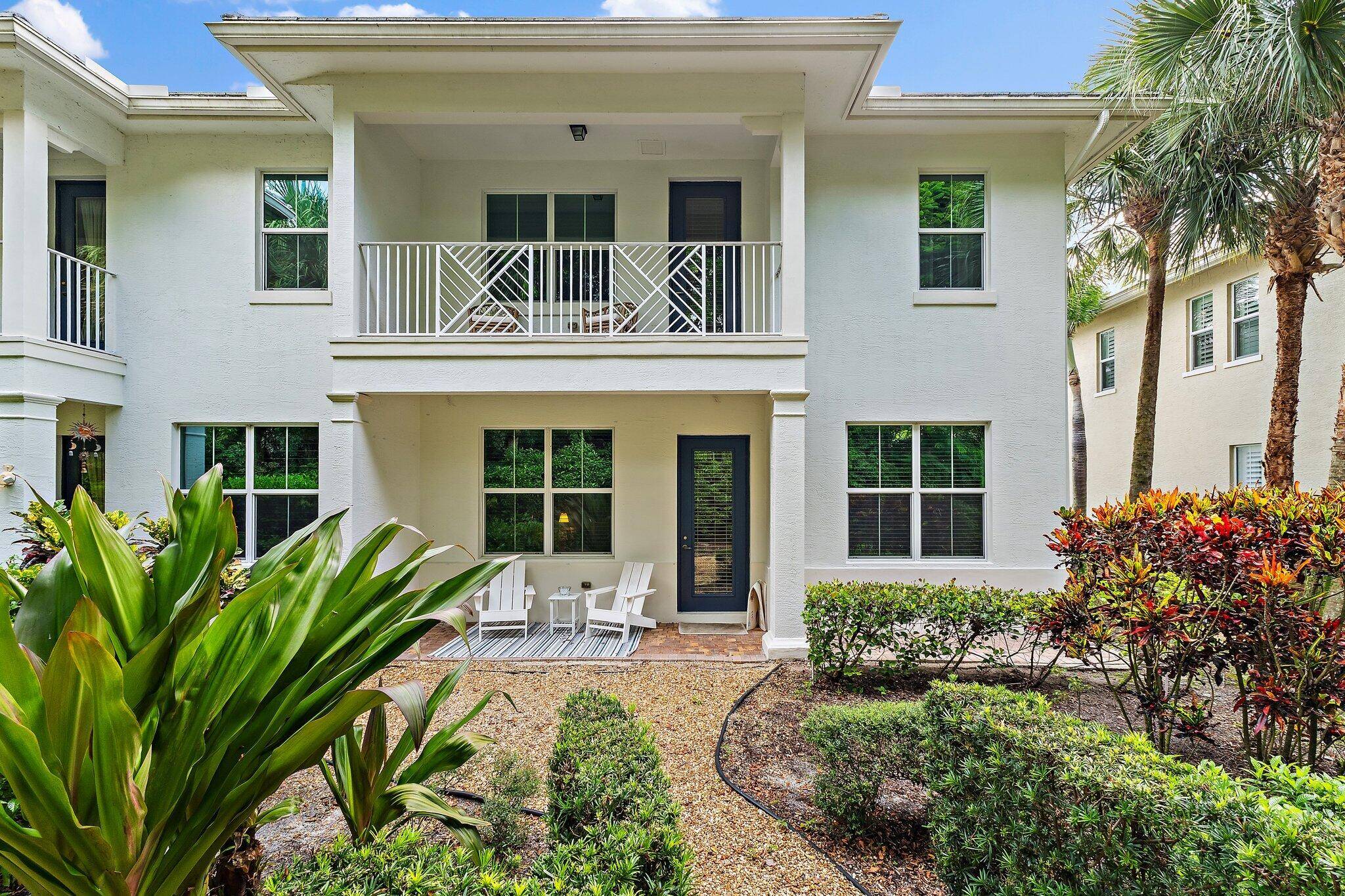 Welcome to 4033 Kingston Lane, a beautifully updated, 2 story corner townhome in the desirable gated community of Hampton Cay.