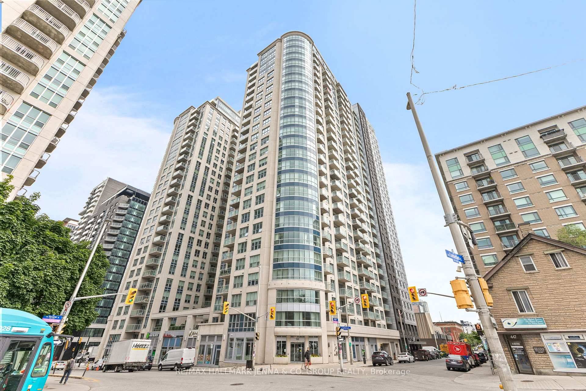 Welcome to Unit 1306 at 200 Besserer Street, a sought after address in the heart of Ottawa's vibrant Sandy Hill neighbourhood.