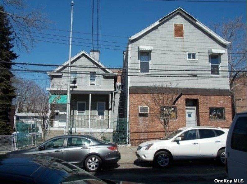 2 Buildings On 1 Lot. One Building Set Up Like Smaller 2.