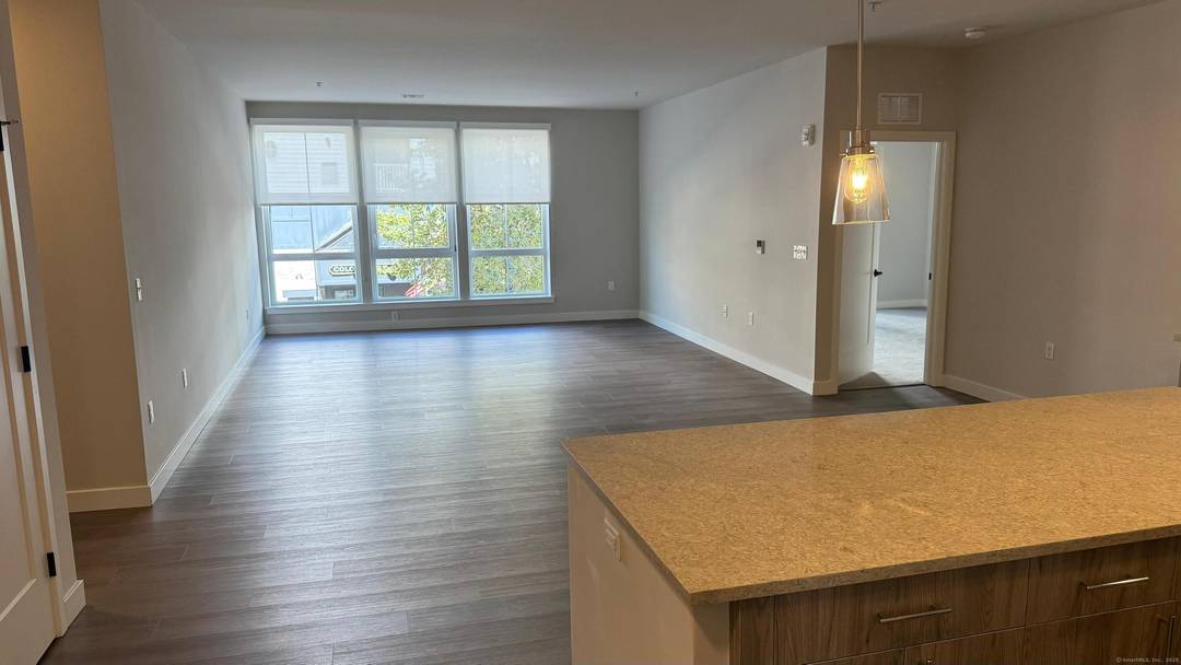 Welcome to Unit 3041 at the Piper in Norwalk !