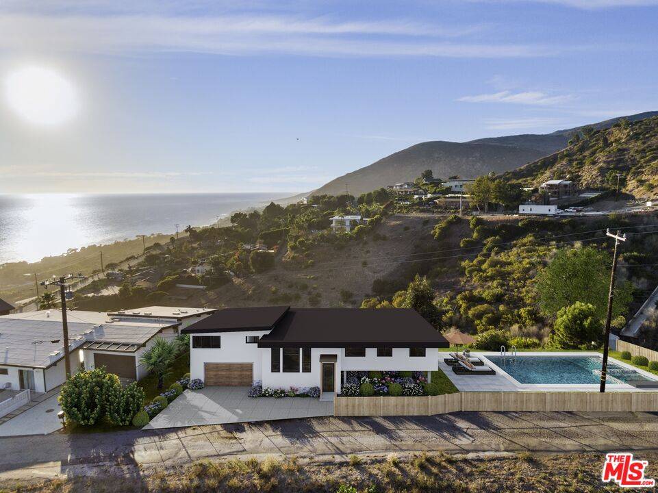 4615   Via Vienta St Malibu La