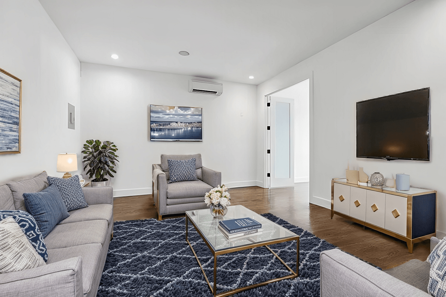 This 3 bed 1. 5 bath has everything you need a sleek kitchen with stainless steel appliances, queen size bedrooms, modern finishes, and split A C throughout.
