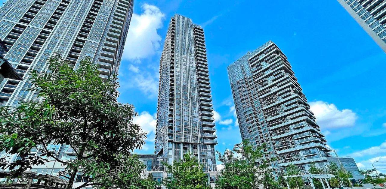 Luxury beautiful 1 bedroom condo at Avani 1 by Tridel.