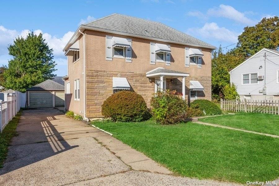 Welcome to your Charming Colonial style Rental very conveniently located.