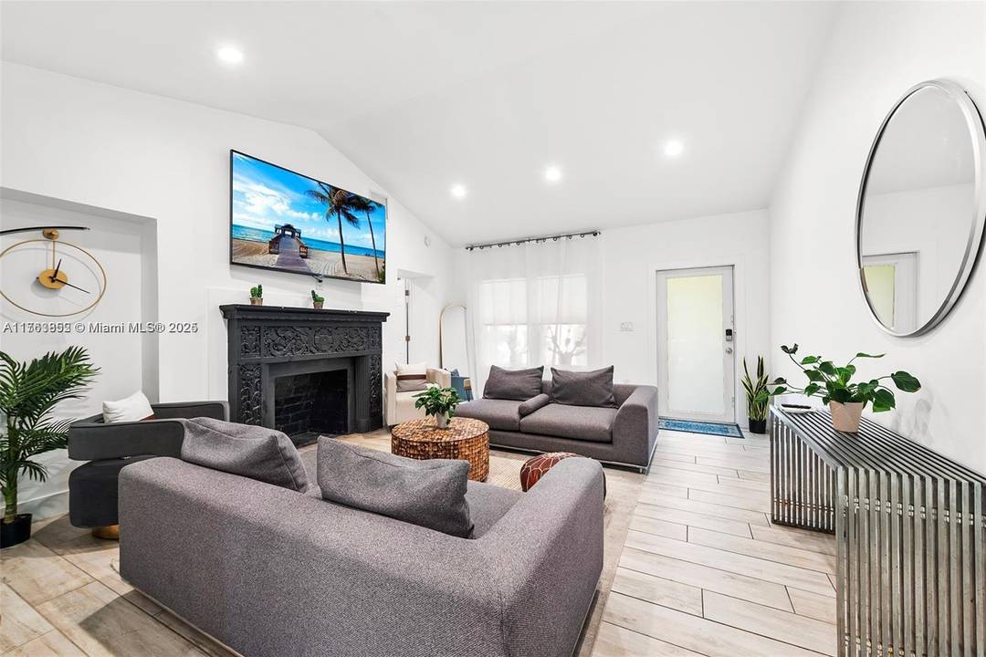 Currently used as a very profitable and popular Airbnb destination with over 50 5 star reviews and 6 months of advance bookings !