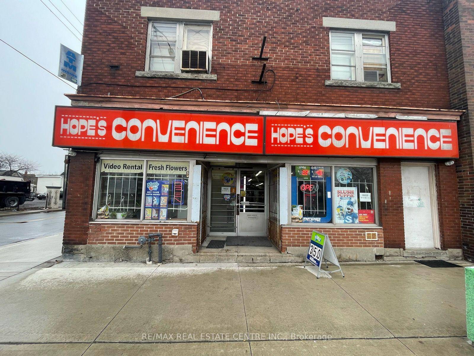 Turnkey convenience store in a busy, high traffic area.
