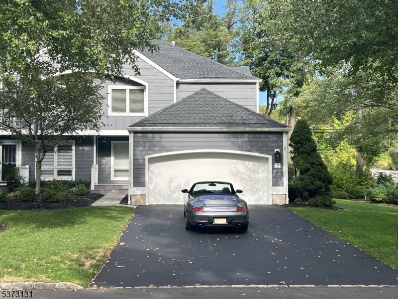 Just renovated, beautiful bright and sunny, large end unit townhouse in highly desirable Woodside community.