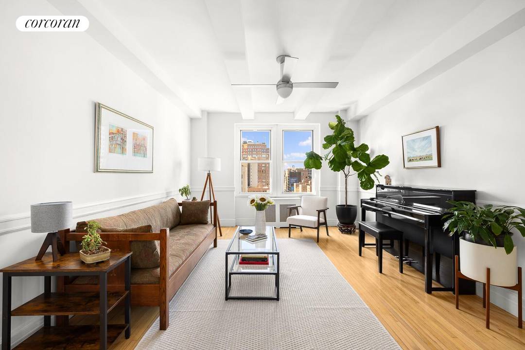 The glorious, high floor, super sized one bedroom at 365 W.